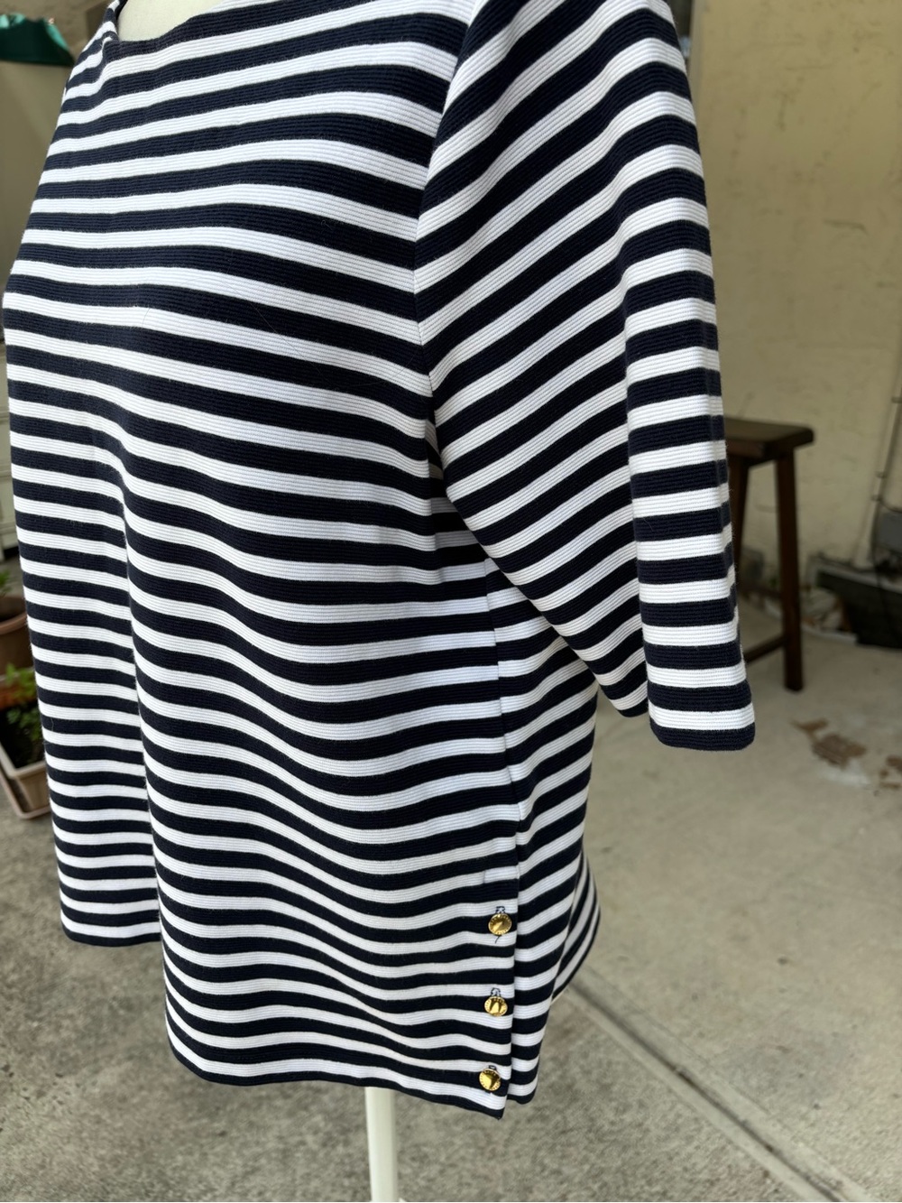 Lauren Ralph Lauren Striped Cotton Boatneck Top XL - Engraved Gold Button Slit - Picture 4 of 6